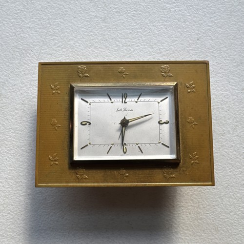 Vintage seth thomas gold tone - seth,